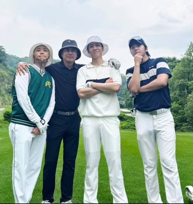 Behind-the-scenes cut of Jang Geunsuk