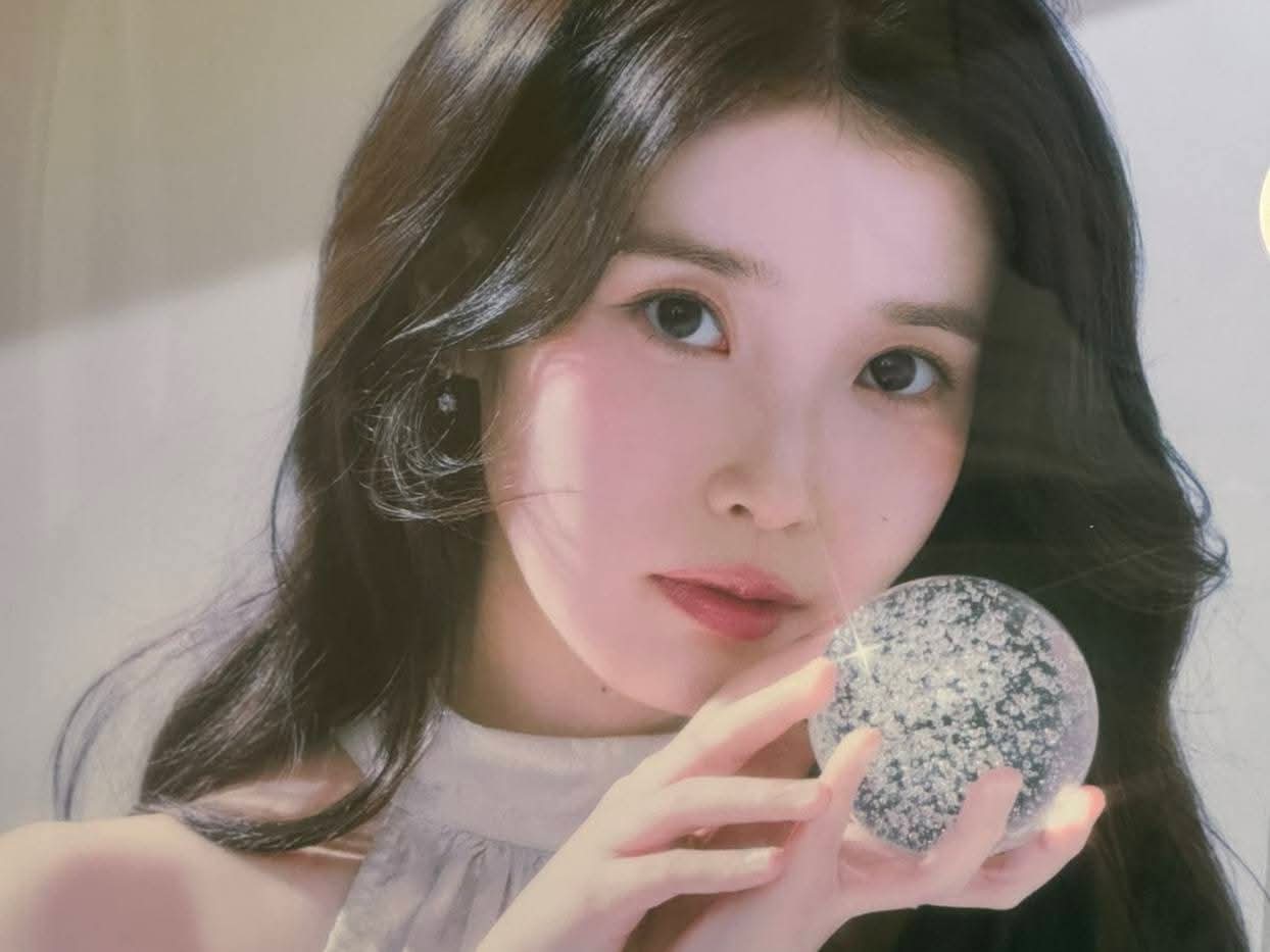 Recent activity shot of IU