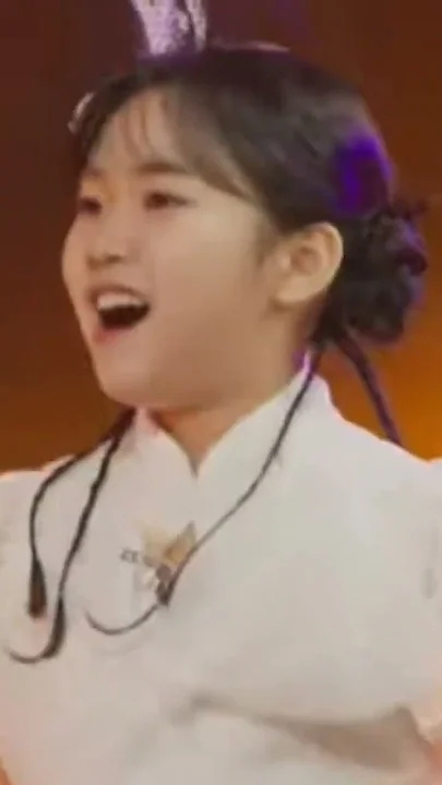 Kim Heejae background image recommended by Choeaedol Celeb fandom