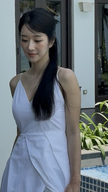 Latest photo of Seo Yeaji