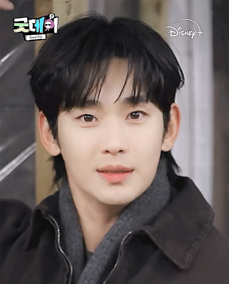 Behind-the-scenes cut of Kim Soohyun