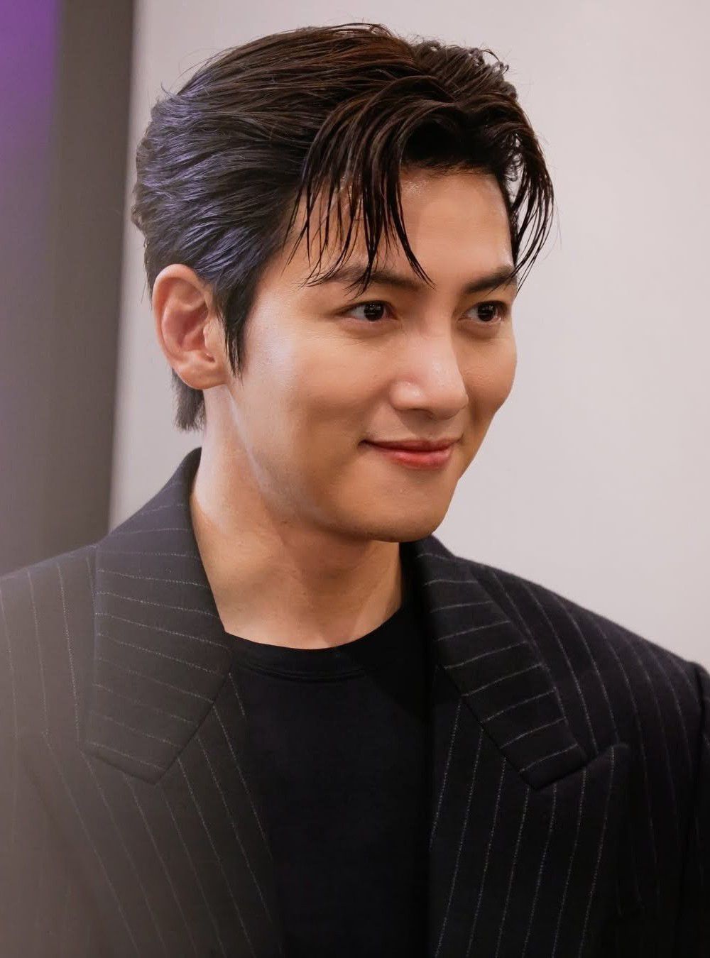 Behind-the-scenes cut of Ji Changwook