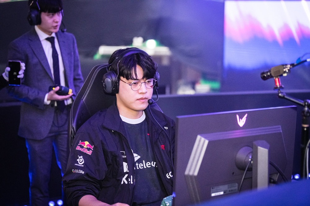 Latest photo of Gumayusi