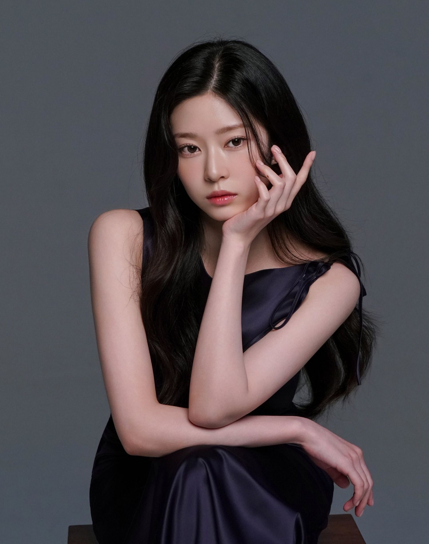 Recent activity shot of Kim Minju