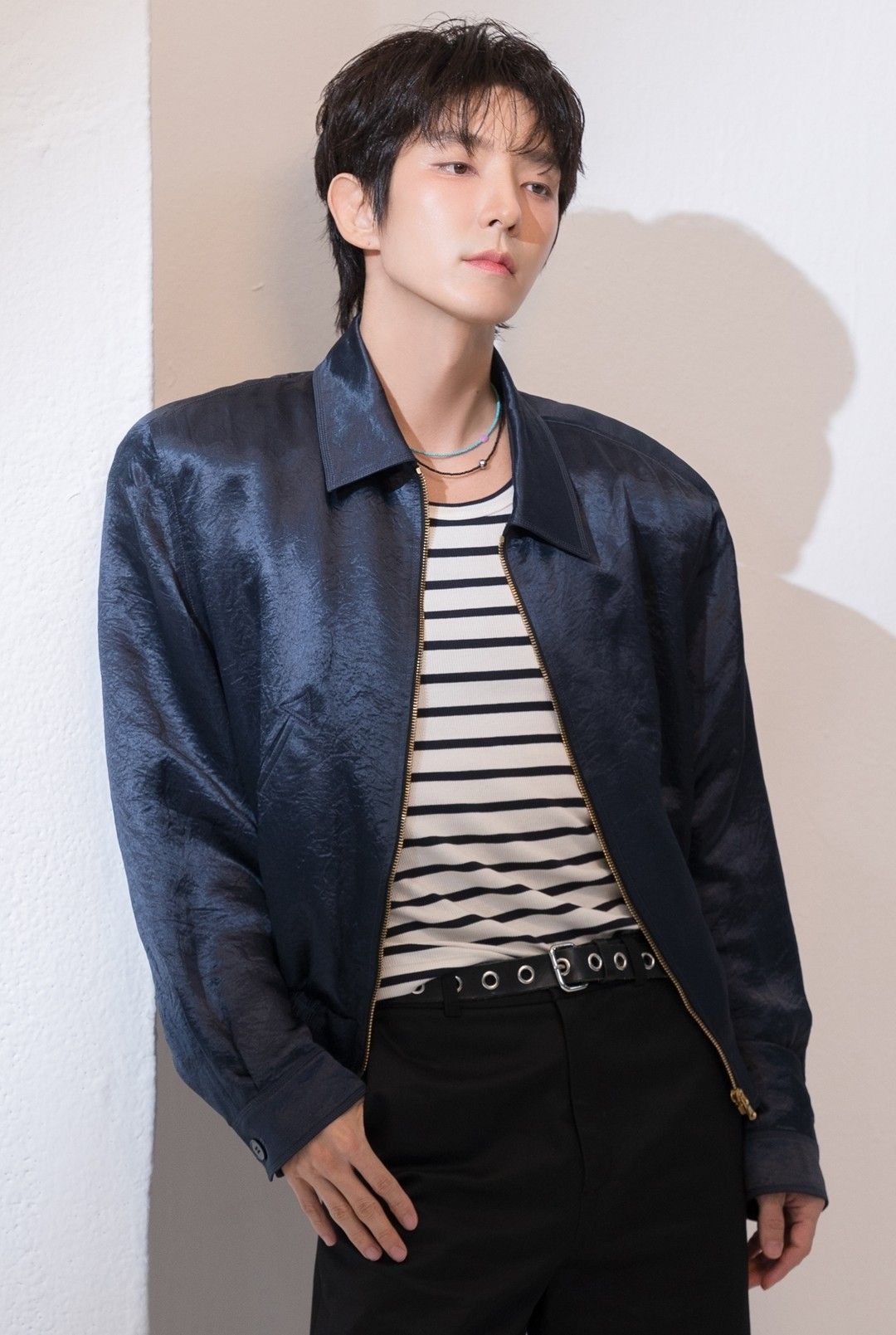 Behind-the-scenes cut of Lee Joongi