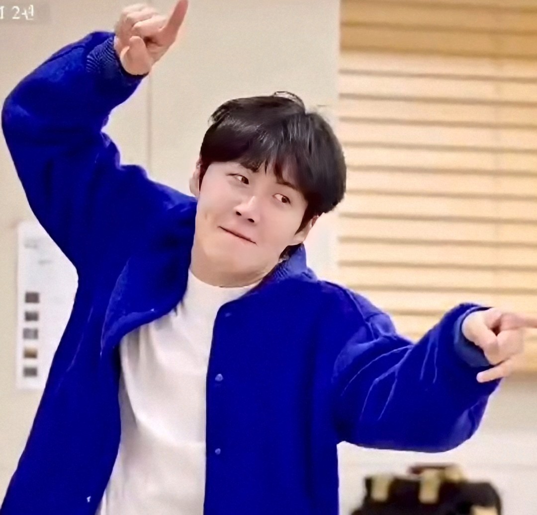 Latest photo of Kim Seonho