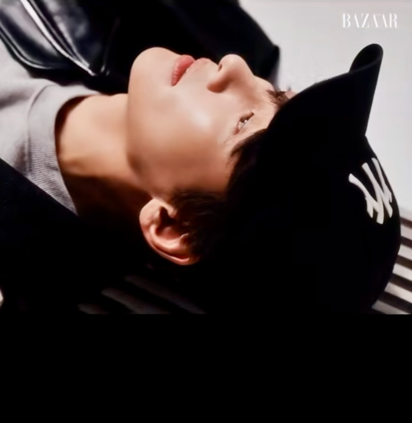 Behind-the-scenes cut of Ji Changwook