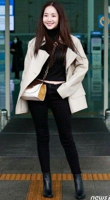 Behind-the-scenes cut of Park Minyoung