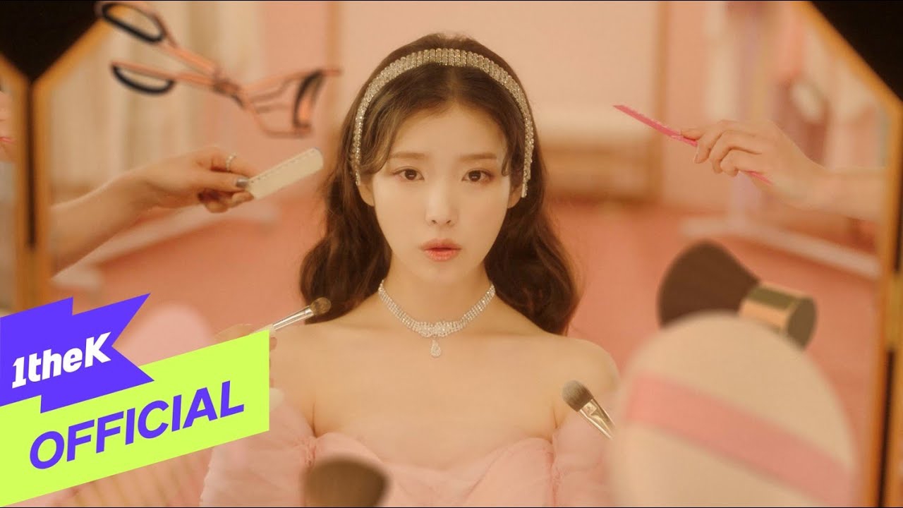 Latest photo of IU