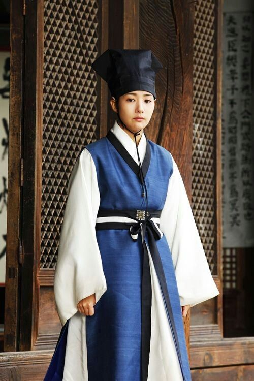 Latest photo of Park Minyoung