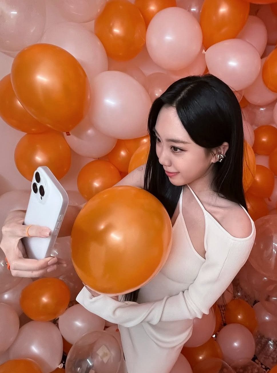 Latest photo of Lee Youngji