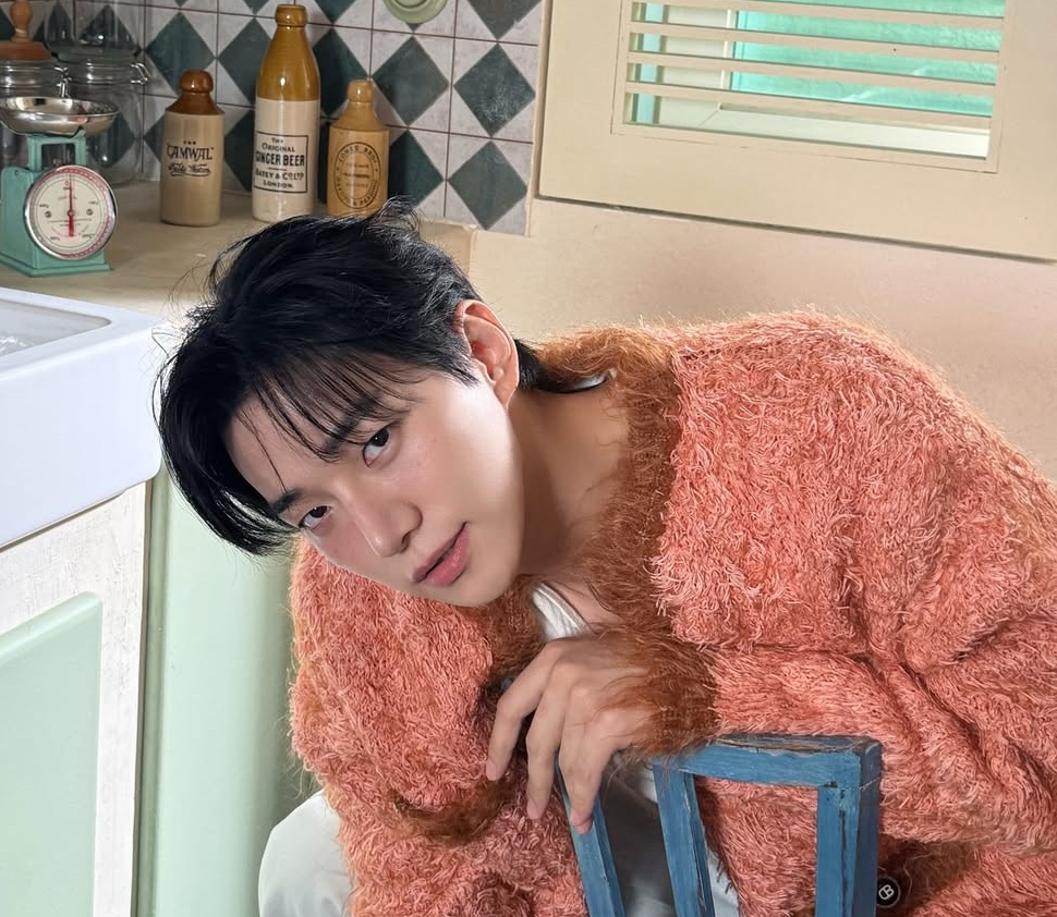 Recent activity shot of Lee Junho