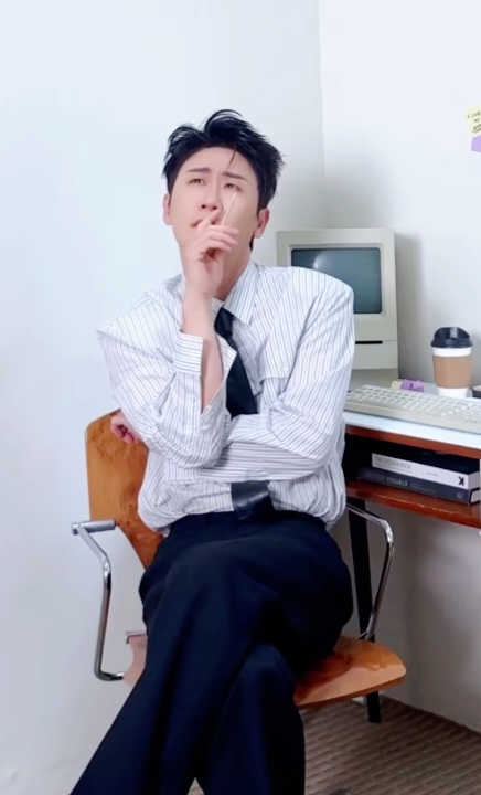 粉丝拍下的永卓瞬间