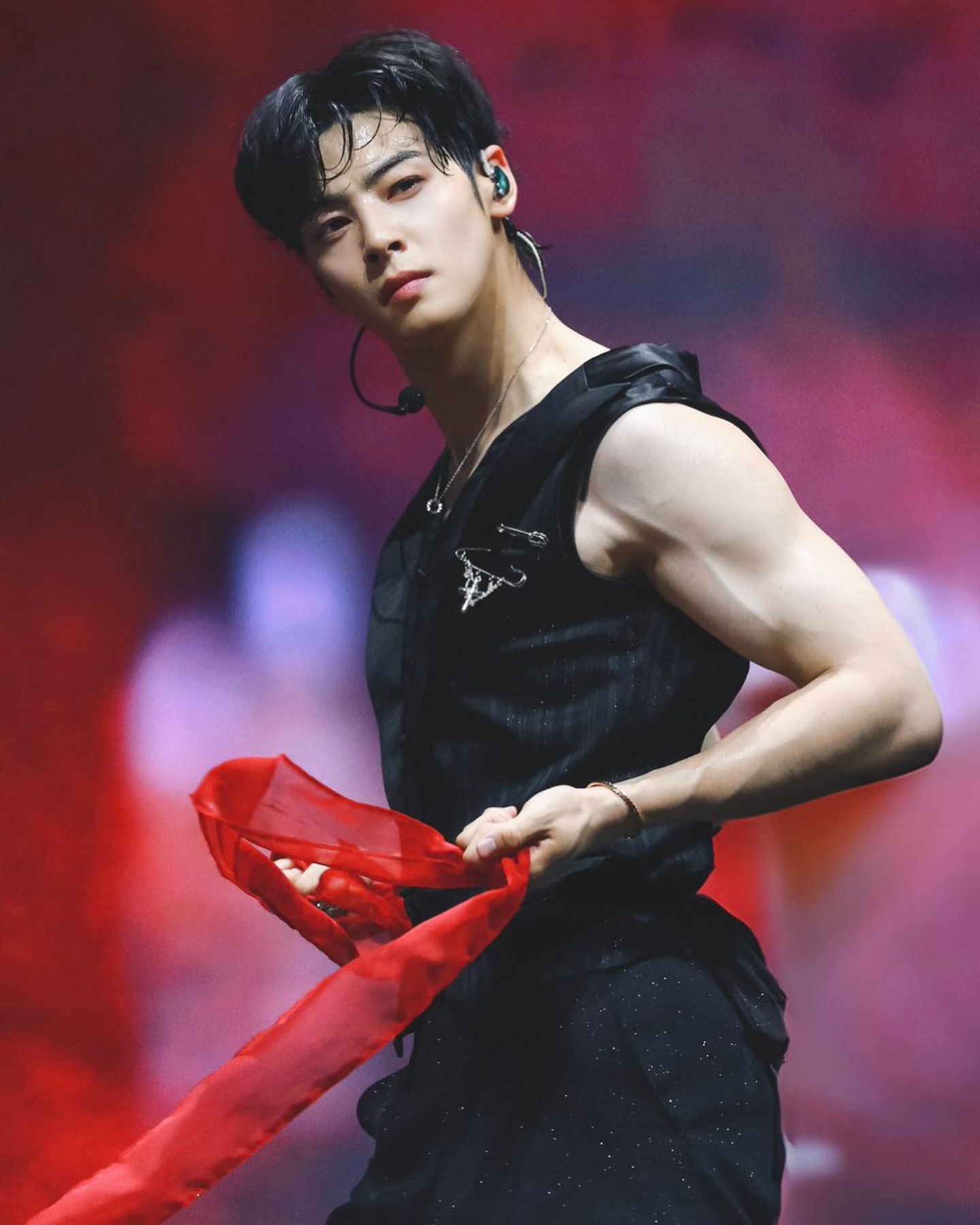 Latest photo of Cha Eunwoo