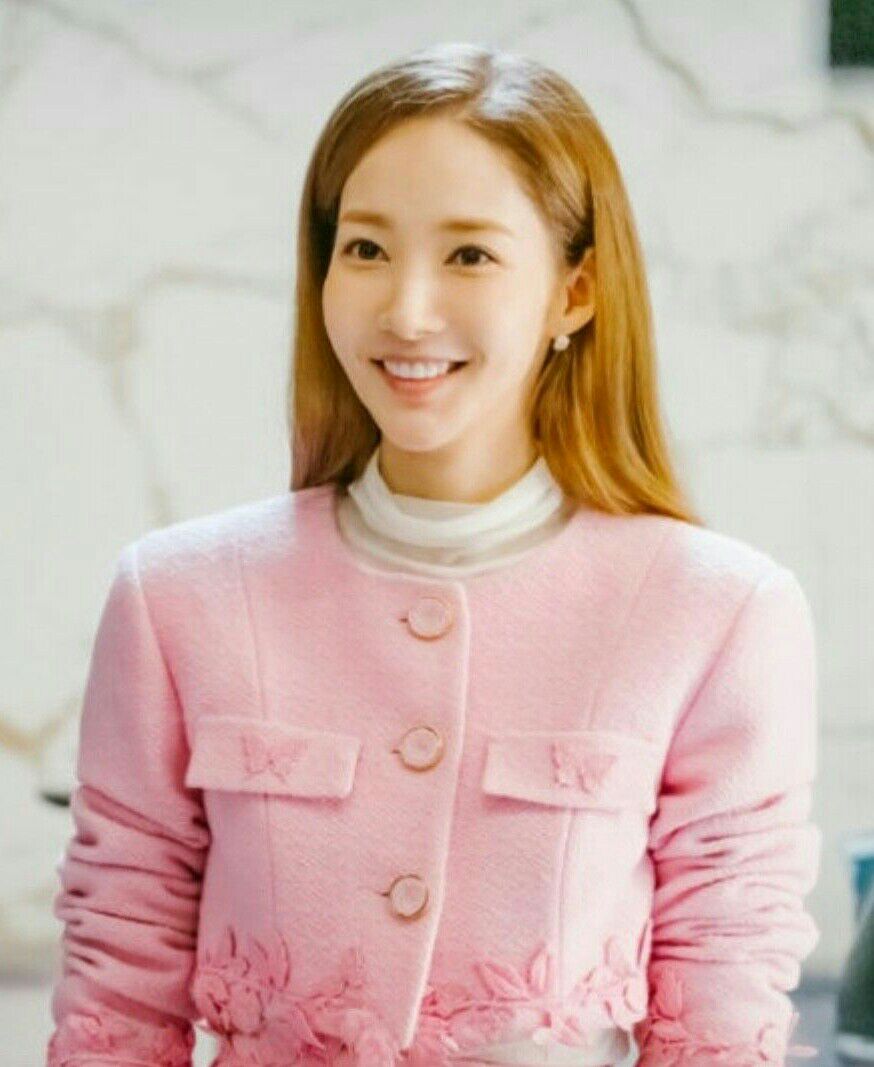 Latest photo of Park Minyoung