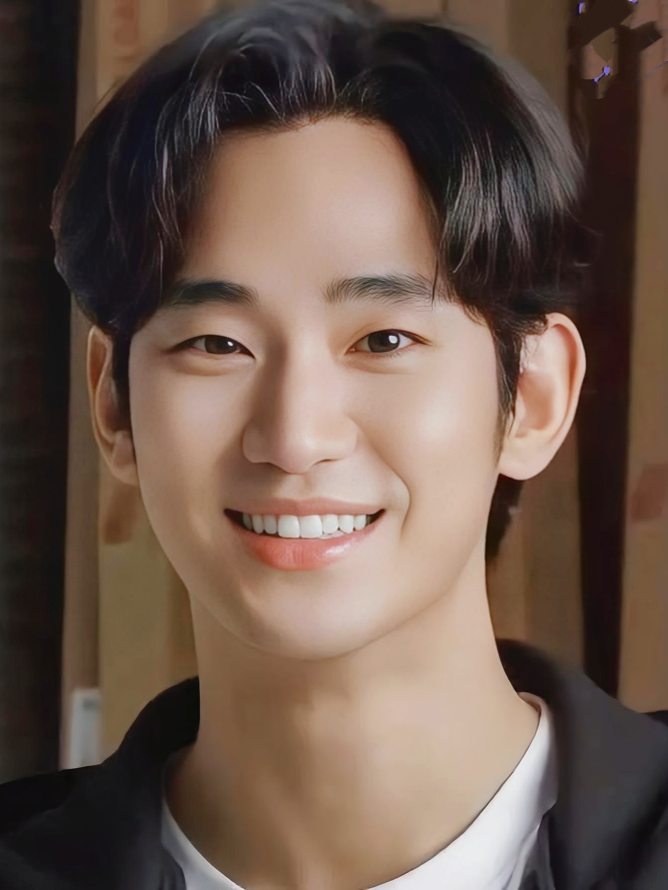 キム・スヒョンのビハインドカット