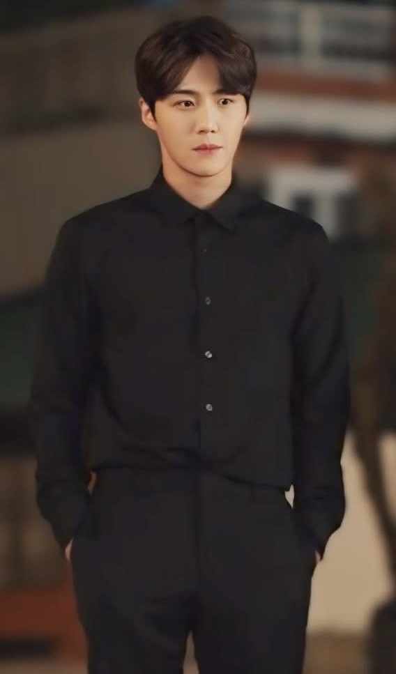 キム・ソンホの最近の活動ショット