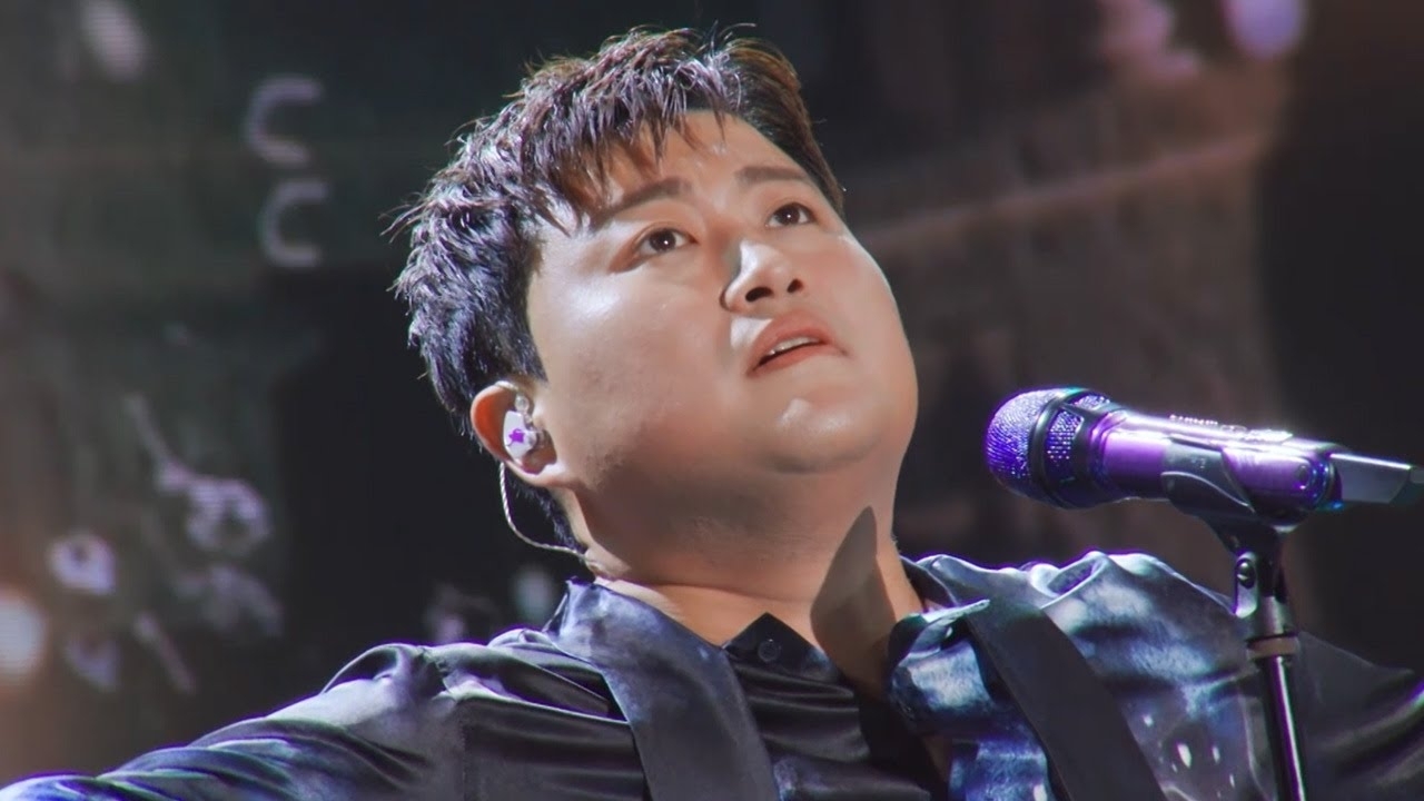 A moment captured by a fan of Kim Hojoong