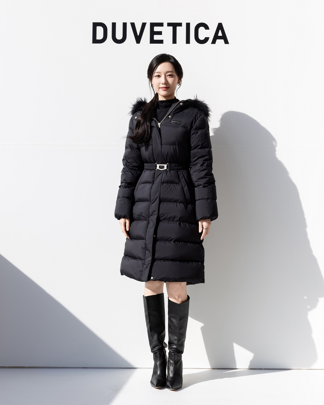 Behind-the-scenes cut of Kim Jiwon