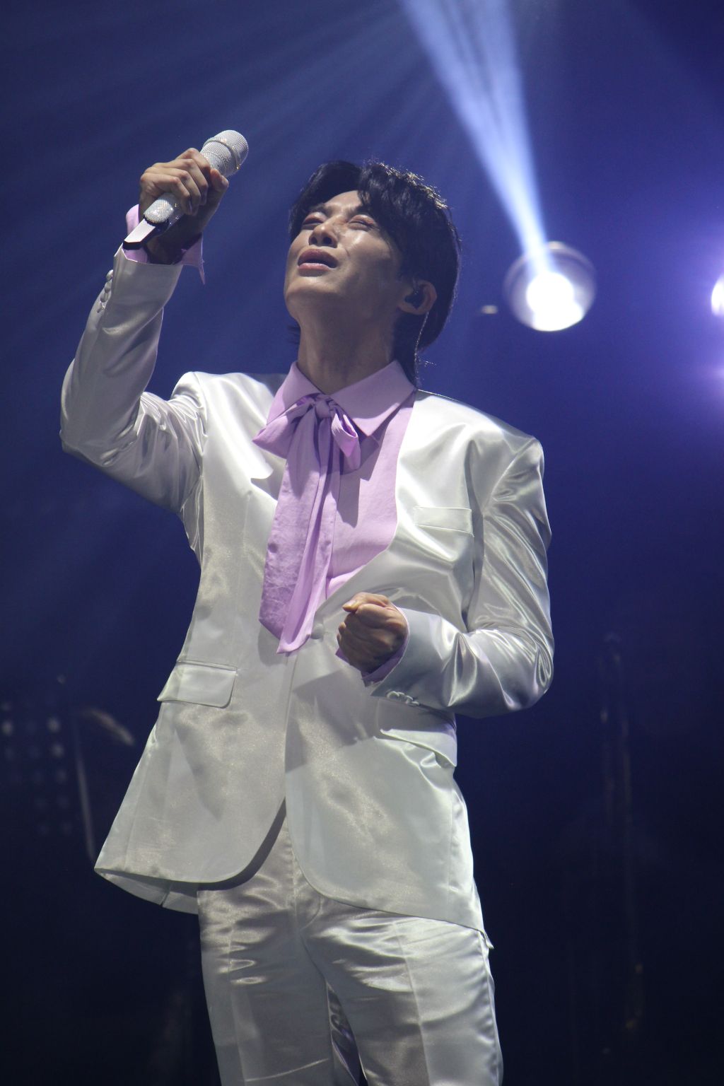 Recent activity shot of Shin Seungtae