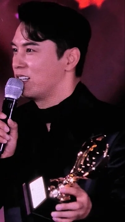 Today's popular wallpaper in Jang Minho community