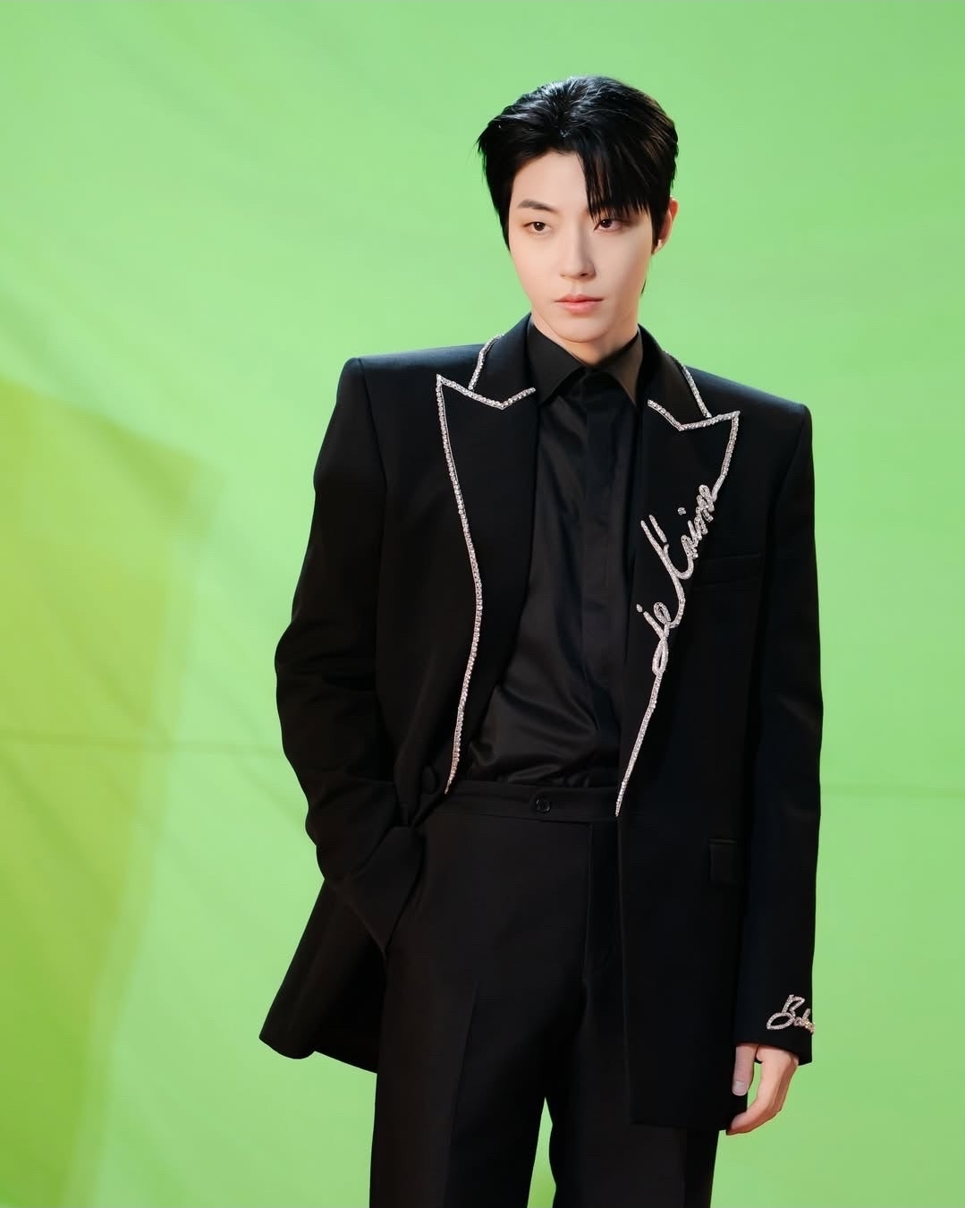 Cuplikan di balik layar dari Hwang Inyoup