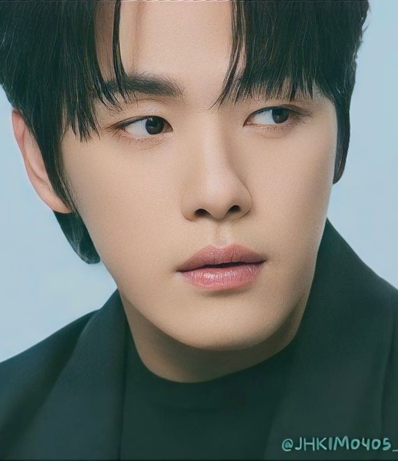 Foto terbaru dari Kim Junghyun