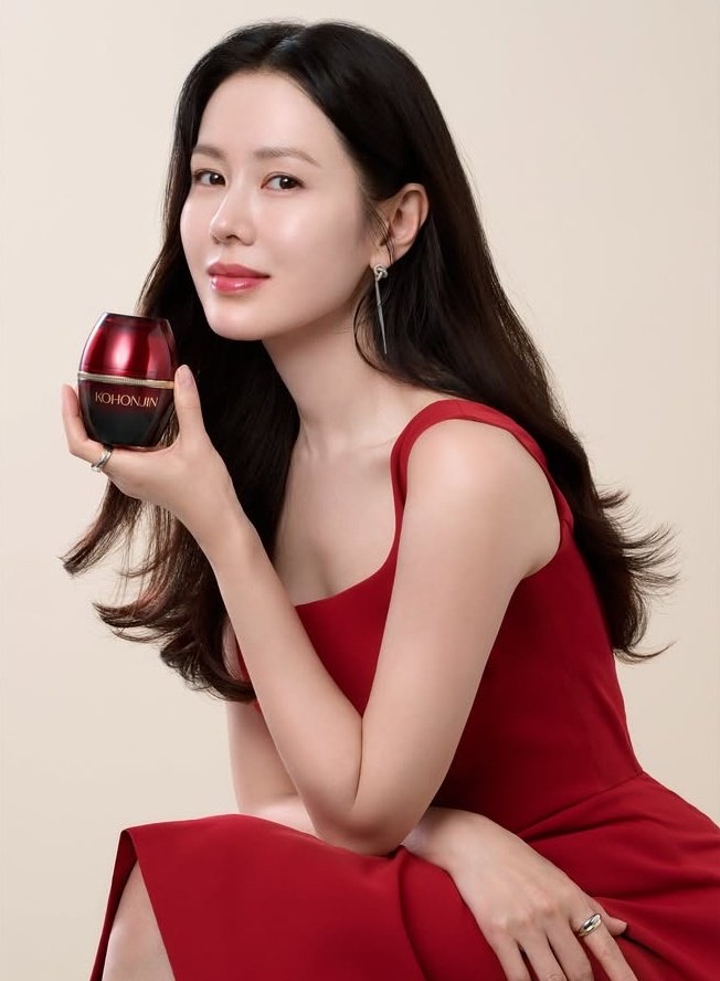 Latest photo of Son Yejin