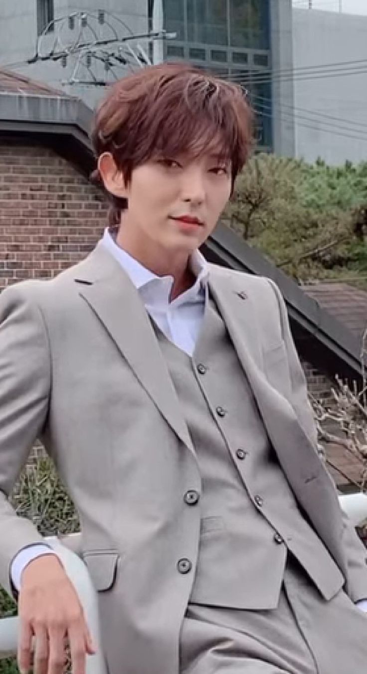 Today's popular wallpaper in Lee Joongi community