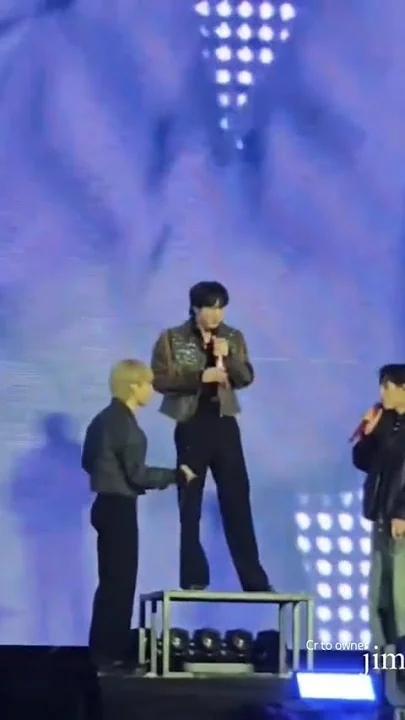 Special wallpaper made by Kim Taehyung (V)'s fans