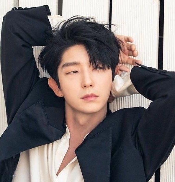 이준기 최근 활동샷