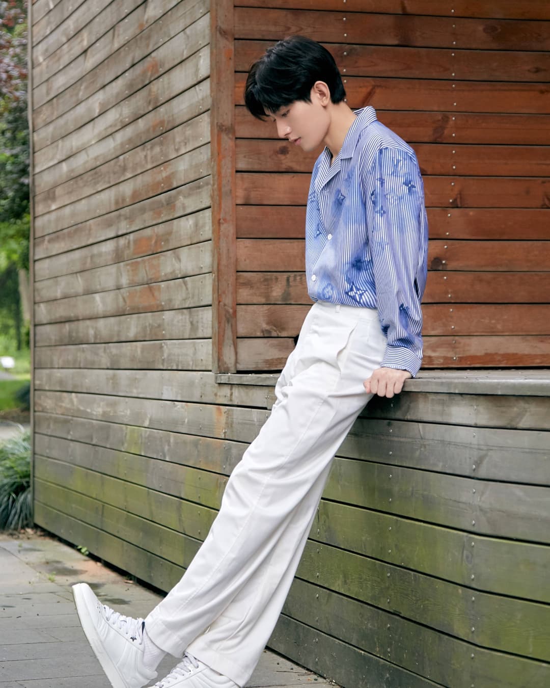 Latest photo of Cheng Yi