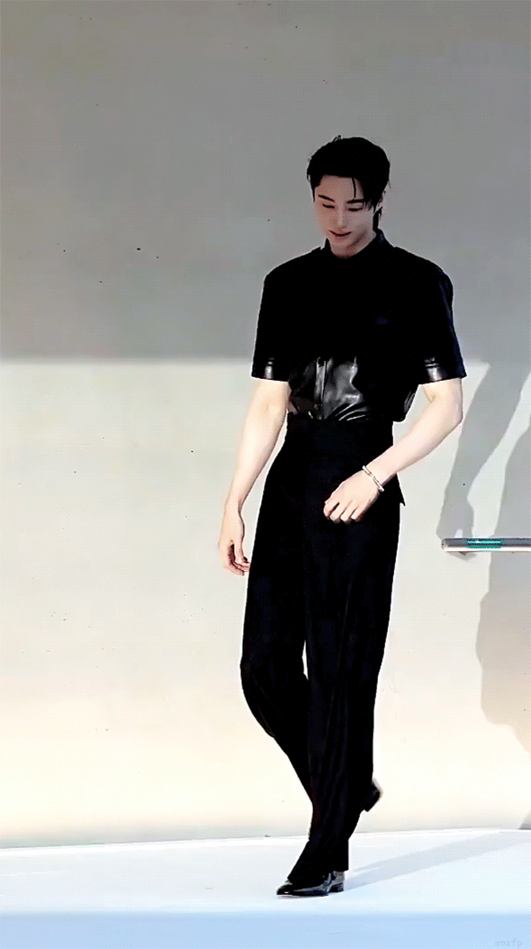 Recent activity shot of Byeon Wooseok