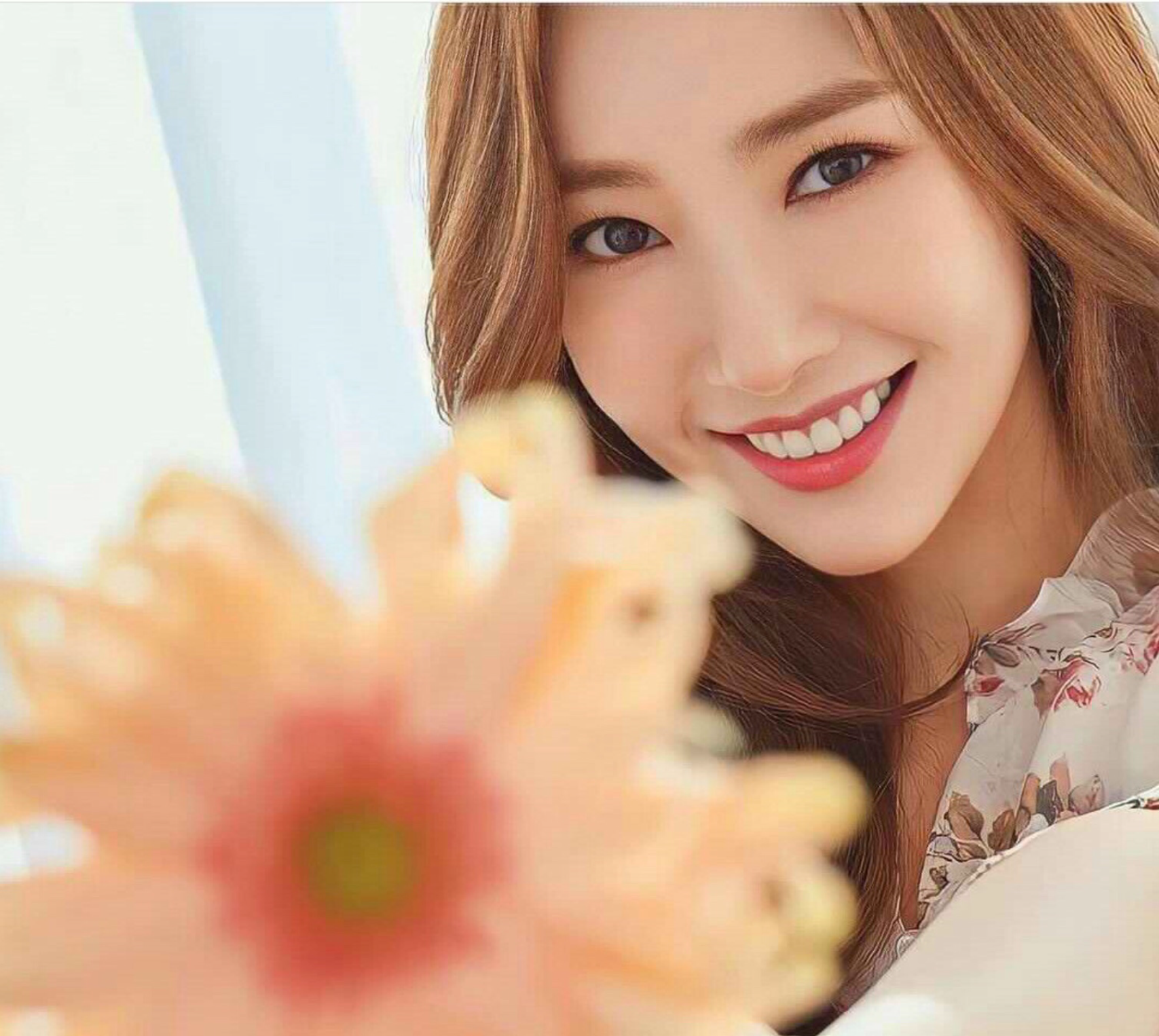A moment captured by a fan of Park Minyoung