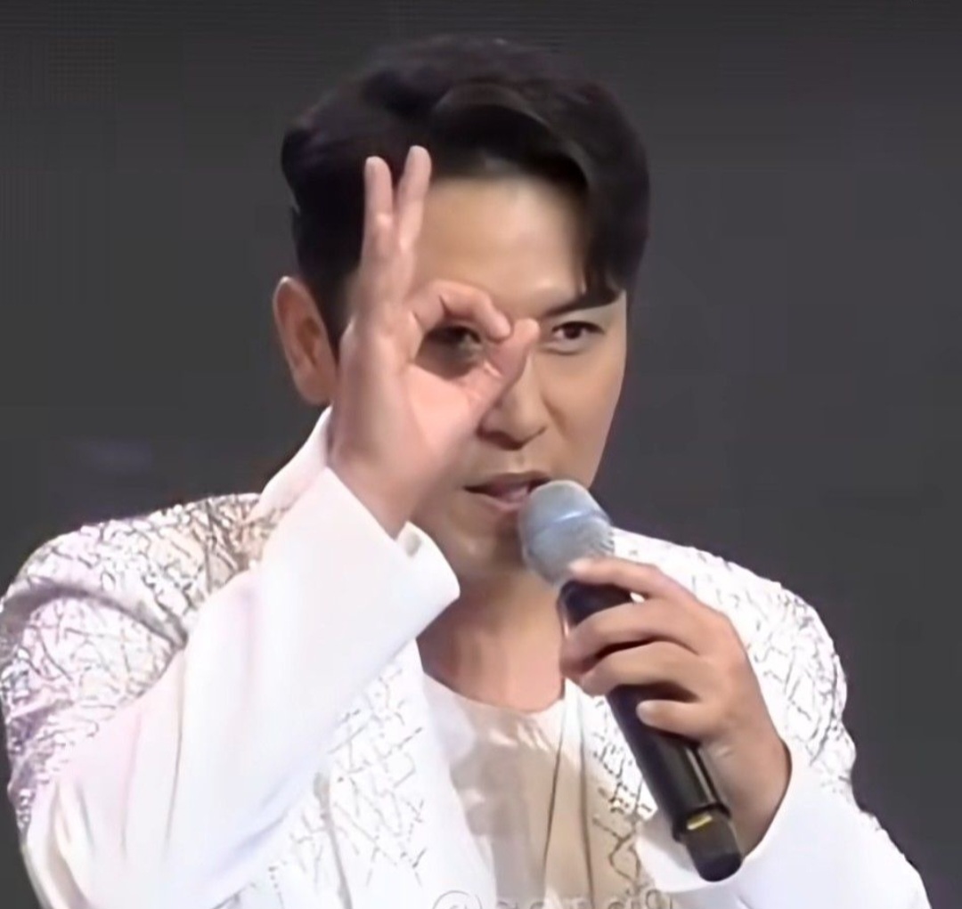 Behind-the-scenes cut of Jang Minho