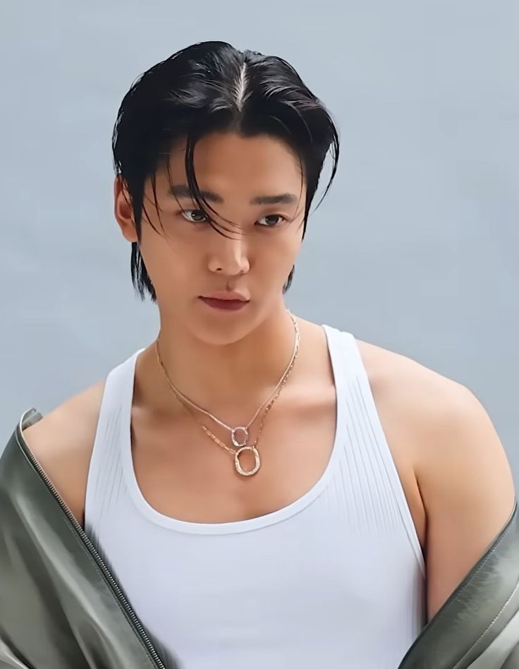 Recent activity shot of Rowoon