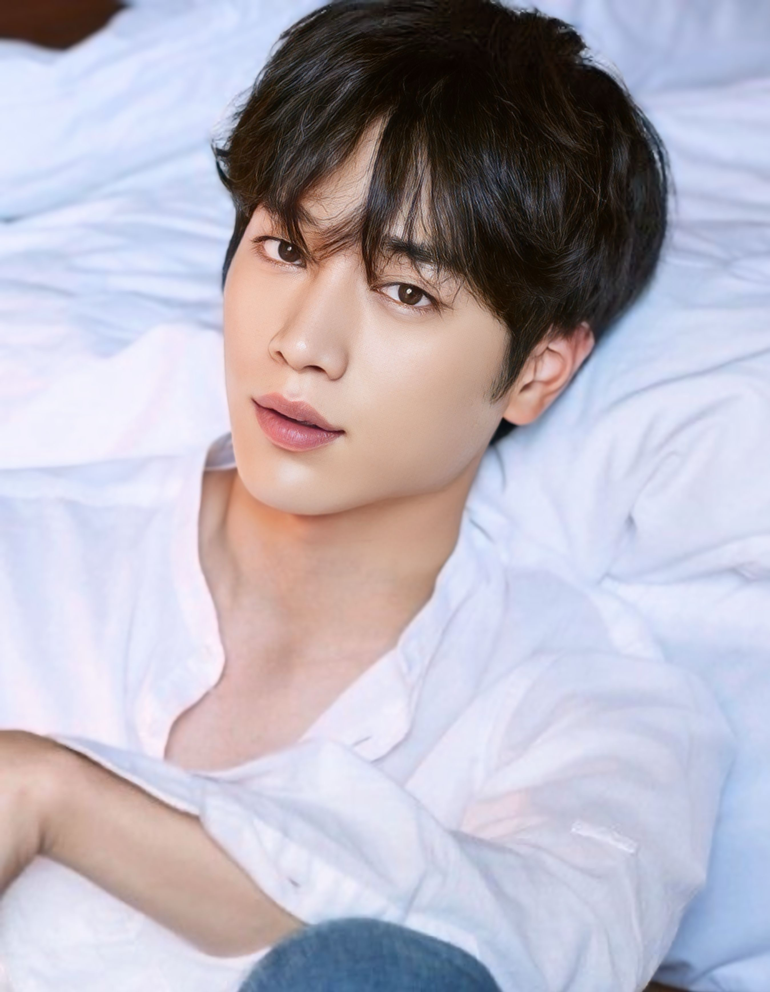 Behind-the-scenes cut of Seo Kangjoon