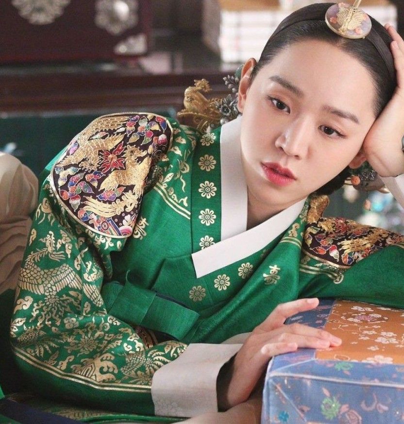 A moment captured by a fan of Shin Haesun