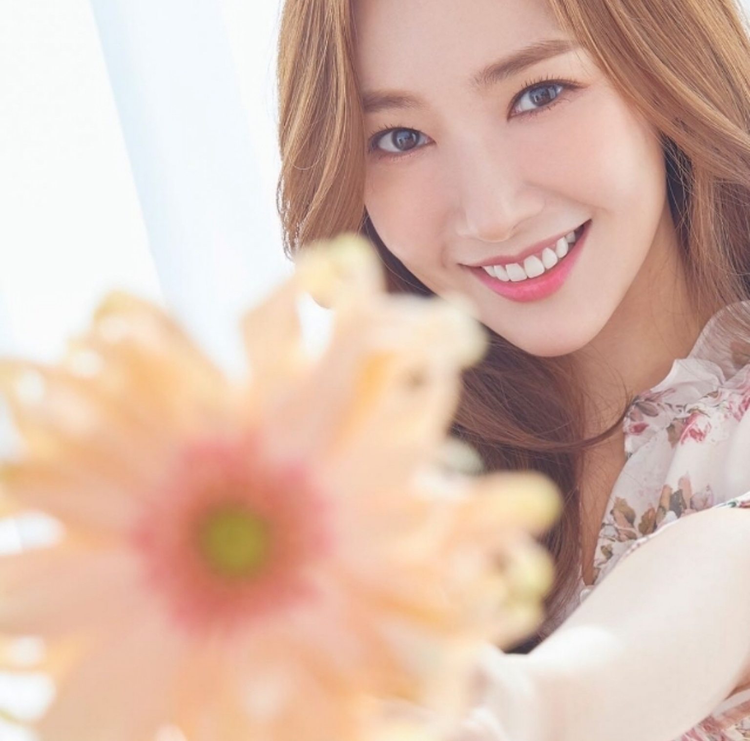 A moment captured by a fan of Park Minyoung