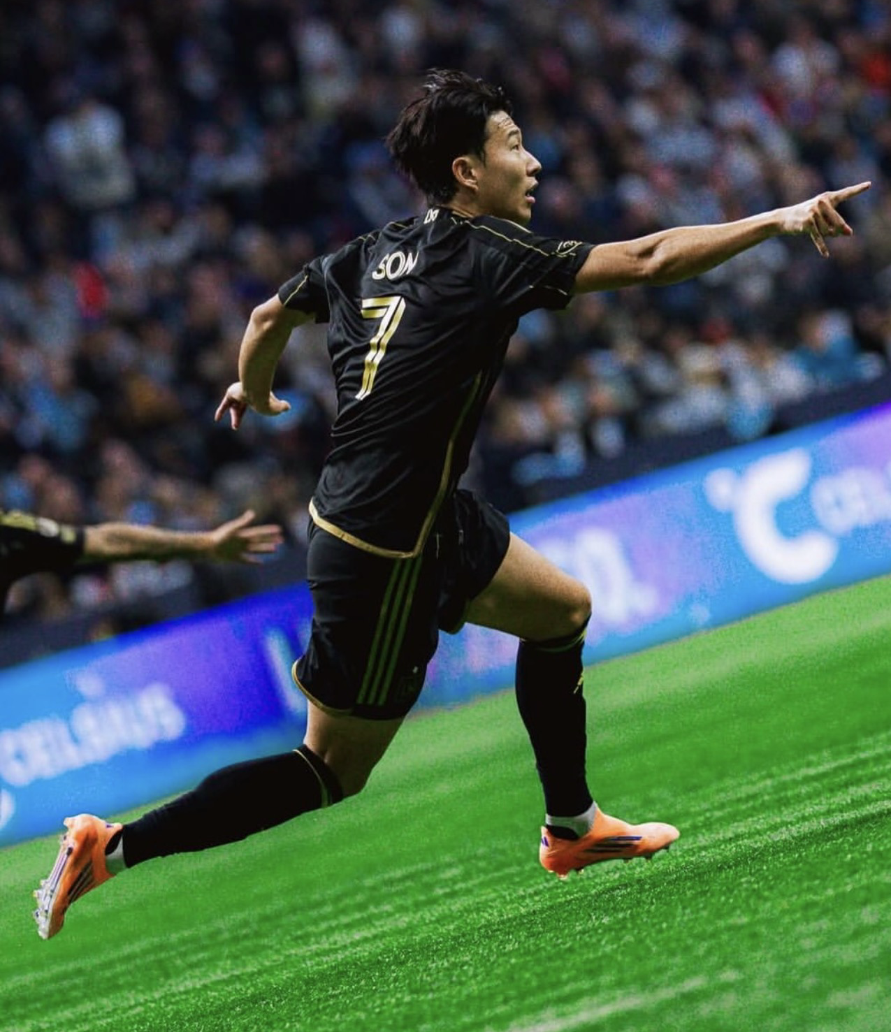 粉絲拍下的Son Heungmin瞬間