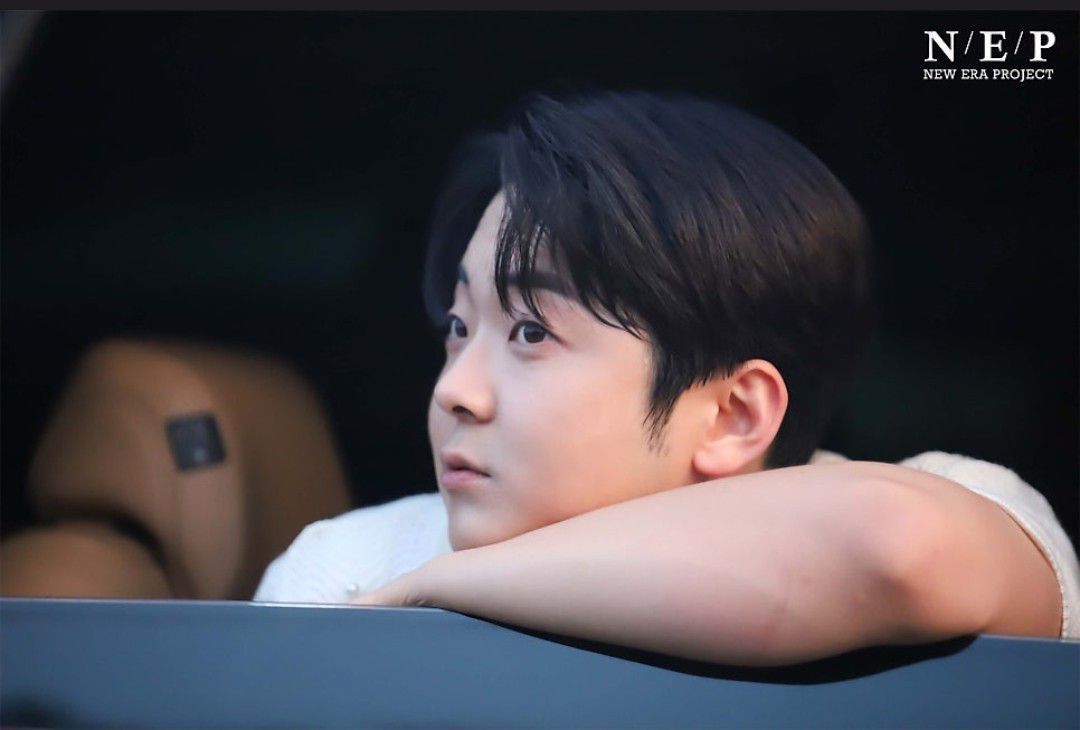 A moment captured by a fan of Park Minsu