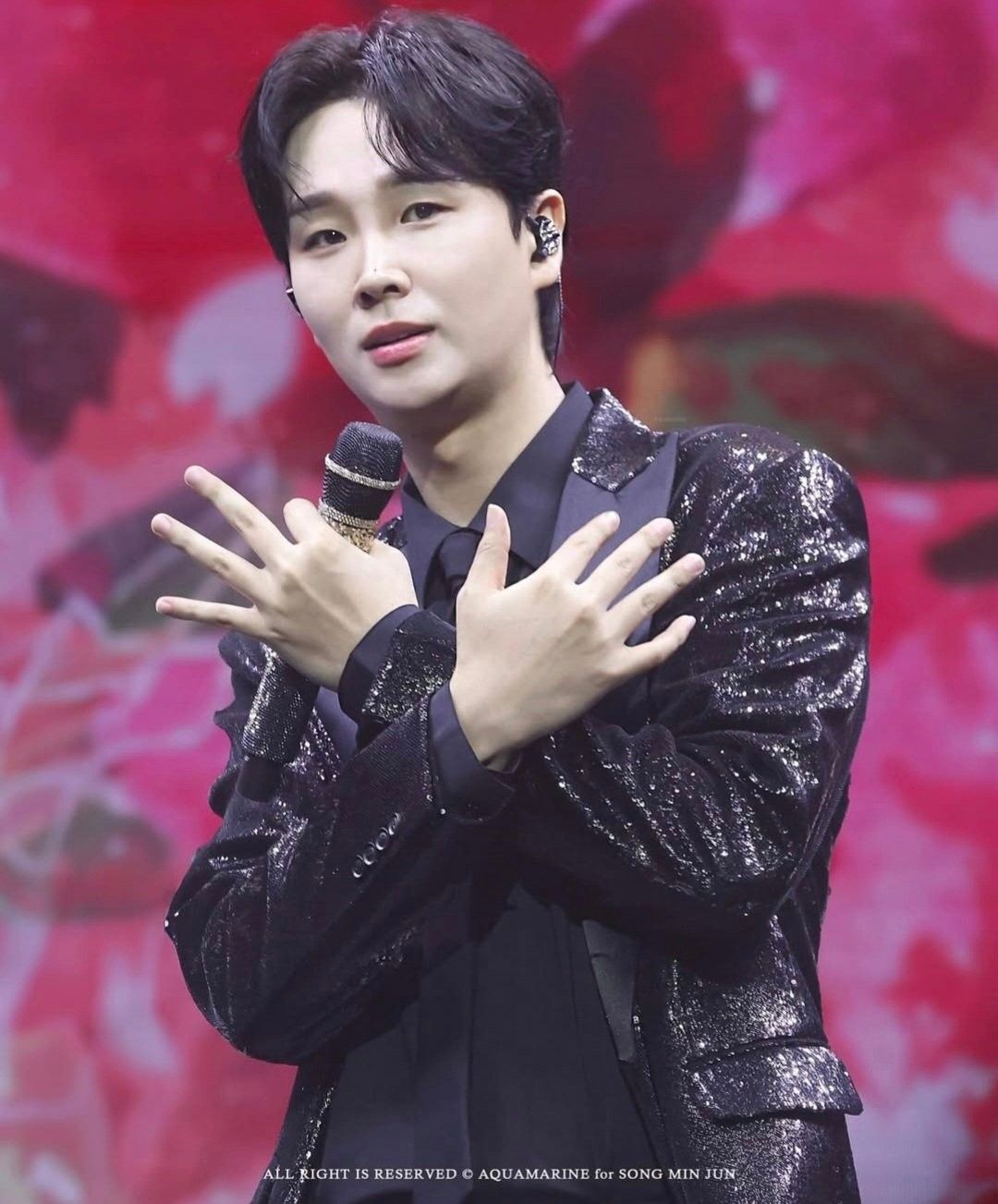 Recent activity shot of Song Minjun