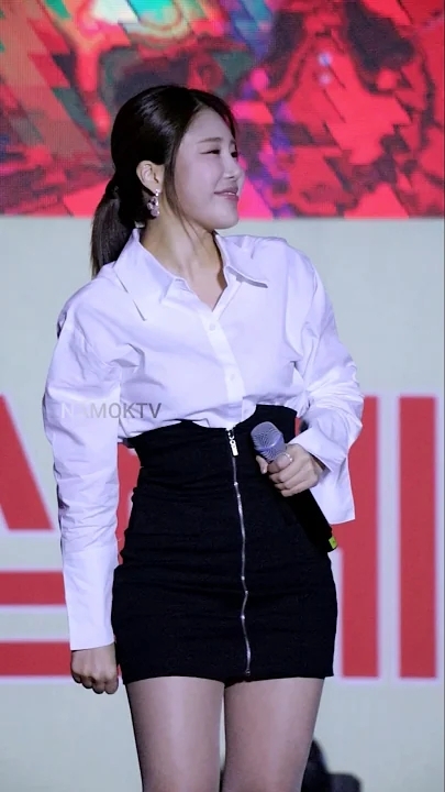 Latest photo of Kim Soyou