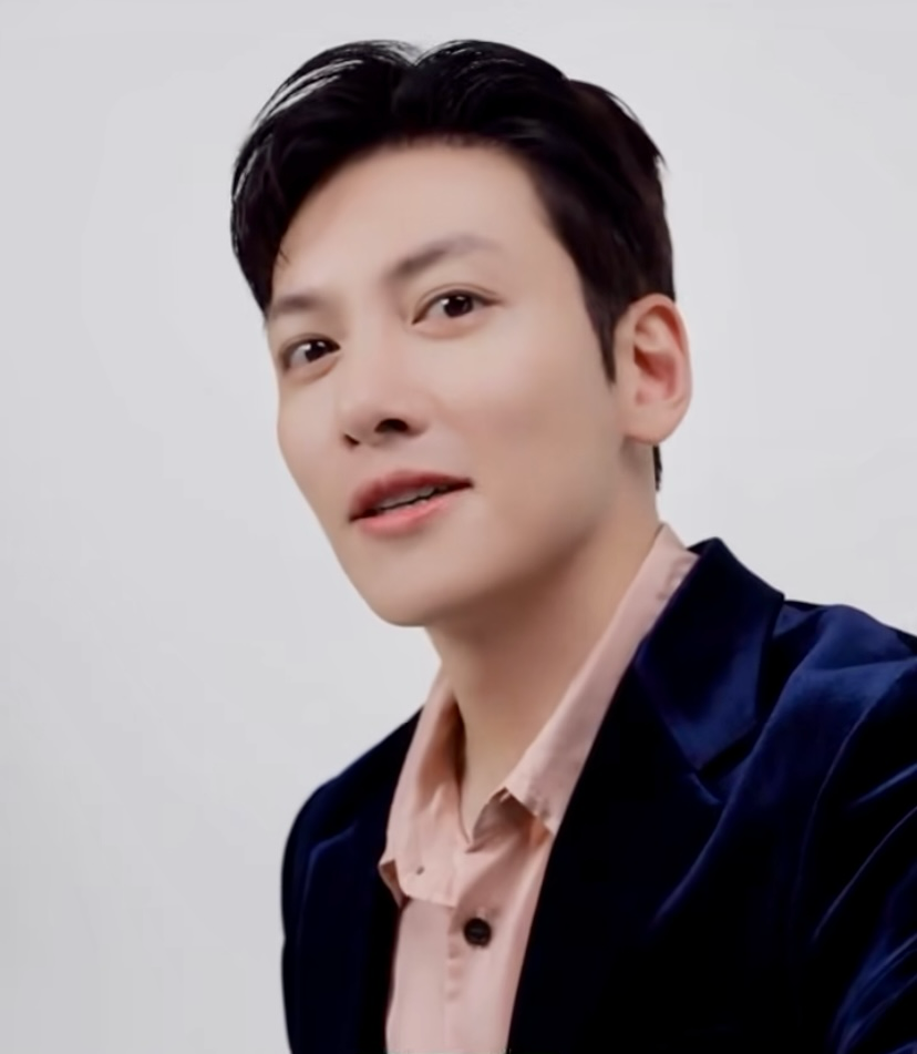 Recent activity shot of Ji Changwook