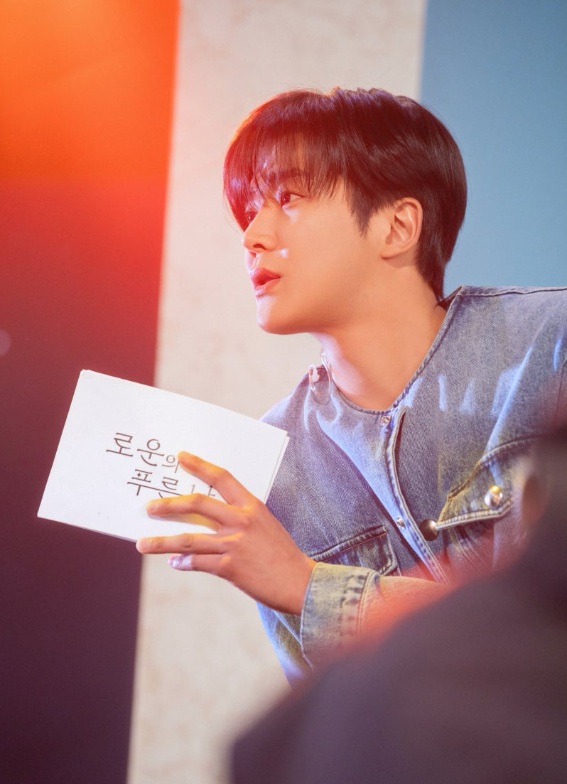Foto kegiatan terbaru dari Rowoon