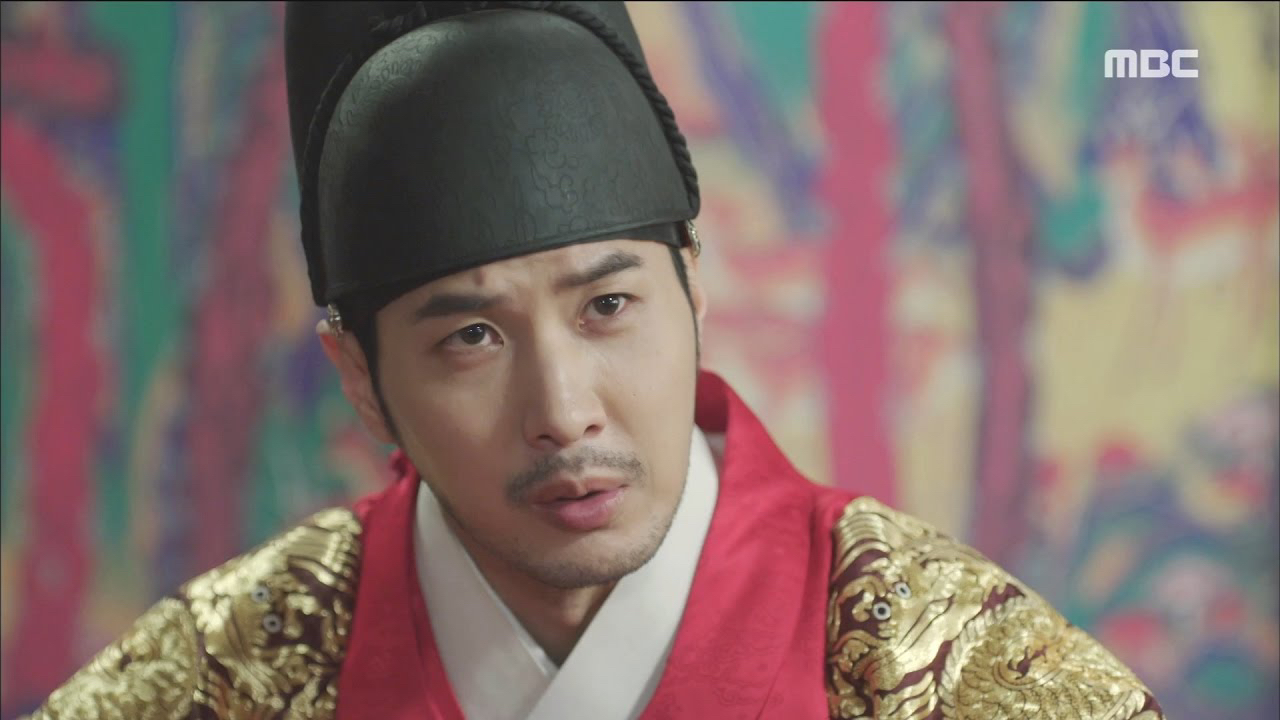 Recent activity shot of Yoon Kyunsang