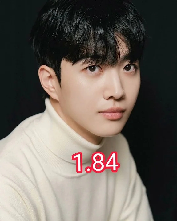 Behind-the-scenes cut of Kang Hoon