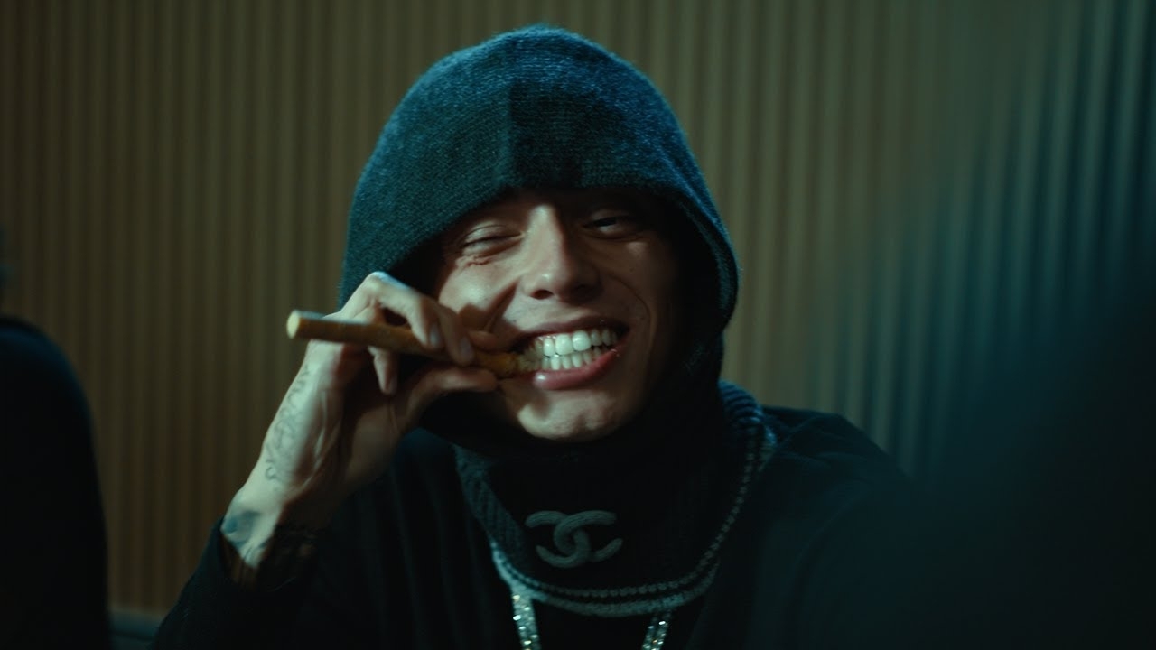 Foto kegiatan terbaru dari IU