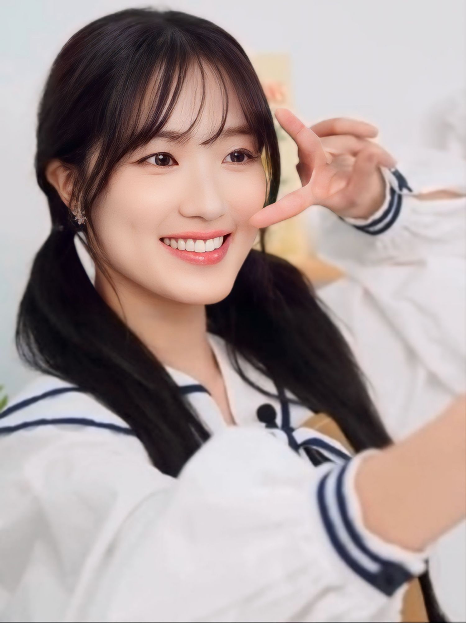 Foto kegiatan terbaru dari Kim Hyeyoon