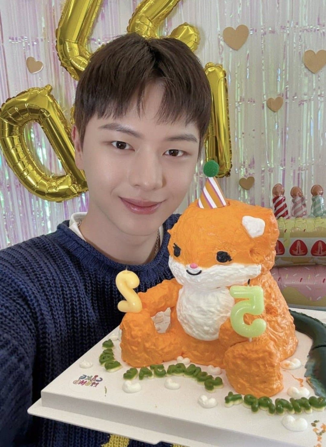 Behind-the-scenes cut of Yook Sungjae